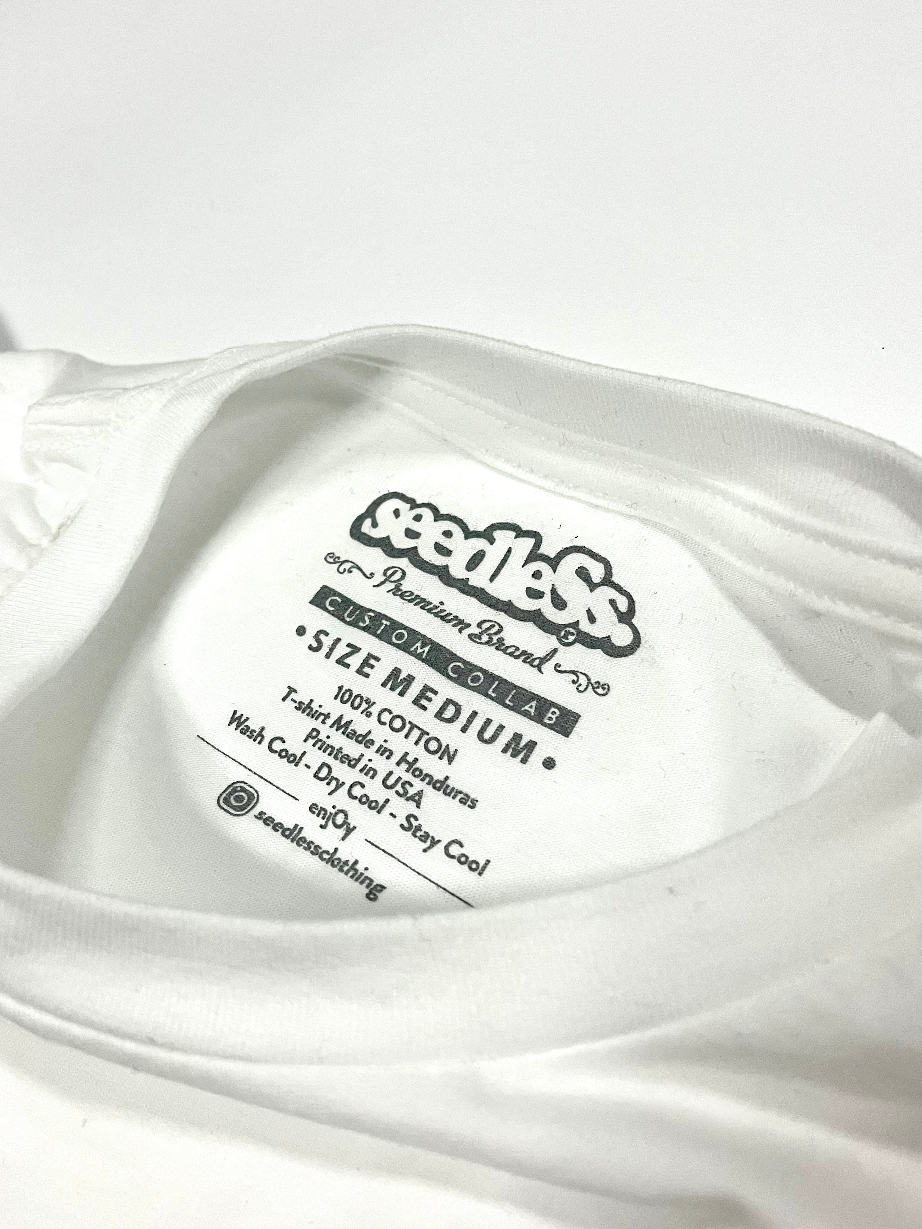 seedleSs. x Punto Rojo "Greetings from Medellin" Tee
