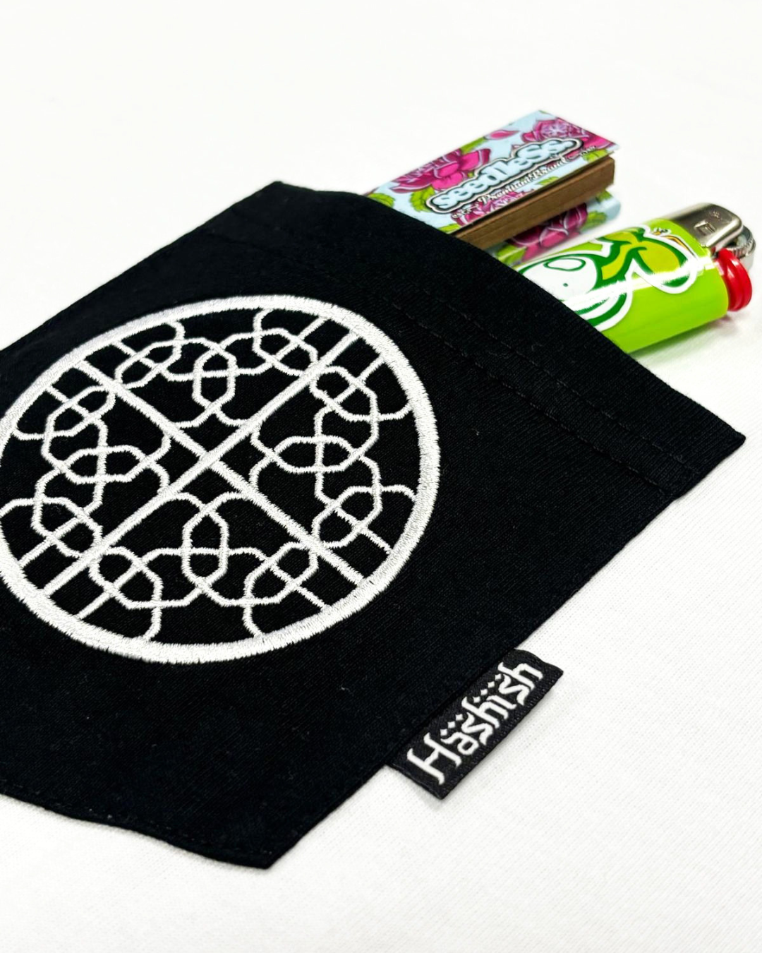 Pocket Tee : seedleSs. x Hashish : White