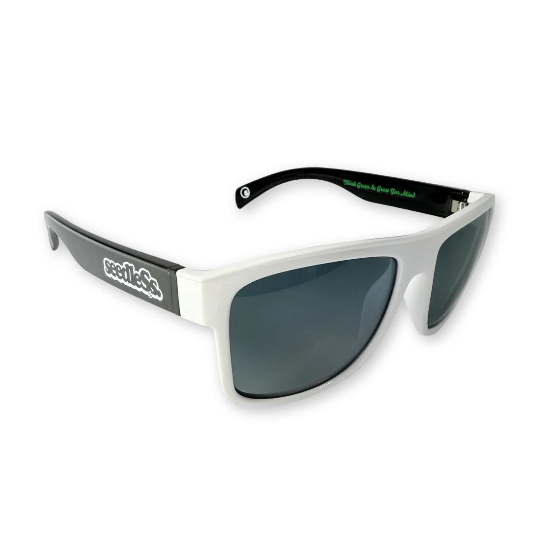 Shades : seedleSs. x Stay up : cruZers : Orca